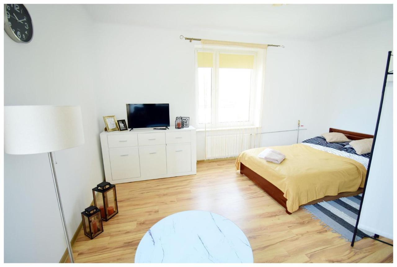 Color24 Apartament VI Stalowa Wola Kültér fotó